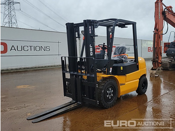 Вилочный погрузчик