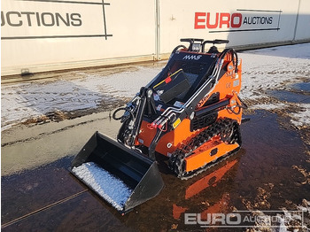 Мини-погрузчик с бортовым поворотом