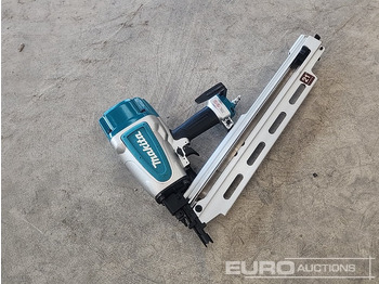 Строительное оборудование Unused Makita AN924 Pneumatic Nailer (Body Only): фото 3 Строительное оборудование Unused Makita AN924 Pneumatic Nailer (Body Only): фото 3