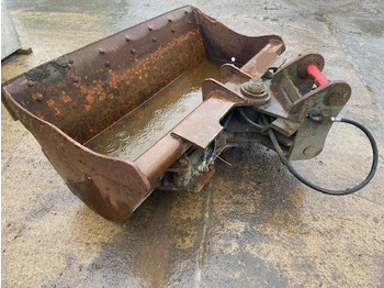 : фото в шапке страницы