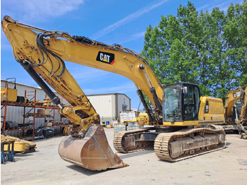 Гусеничный экскаватор CATERPILLAR 336