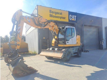 Колёсный экскаватор LIEBHERR A 913