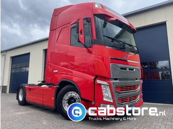 Тягач VOLVO FH 500