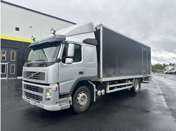 Грузовик с закрытым кузовом VOLVO FM9 300