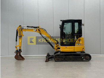 : фото в шапке страницы