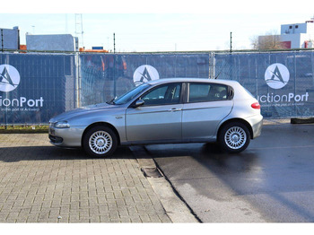 Седан ALFA ROMEO