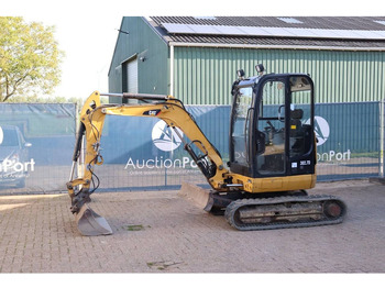 Гусеничный экскаватор CATERPILLAR 302.7D