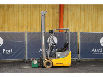 Электропогрузчик JUNGHEINRICH EFG