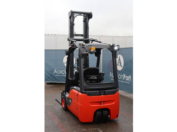 Электропогрузчик Linde E16-02: фото 4 Электропогрузчик Linde E16-02: фото 4