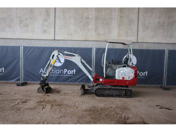 Мини-экскаватор Takeuchi TB216: фото 2 Мини-экскаватор Takeuchi TB216: фото 2