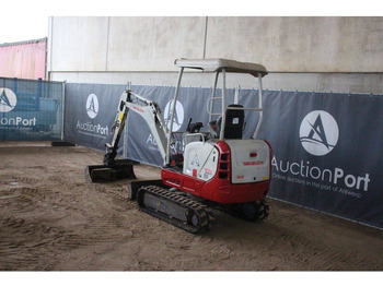 Мини-экскаватор Takeuchi TB216: фото 3 Мини-экскаватор Takeuchi TB216: фото 3