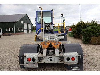 Терминальный тягач Terberg YT223: фото 5 Терминальный тягач Terberg YT223: фото 5