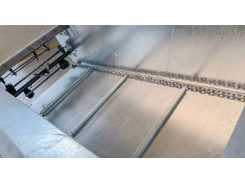 Новый Навозоразбрасыватель Cynkomet Rozrzutnik obornika 800 kg / Miststreuer Mini / SPREADER N-200: фото 2