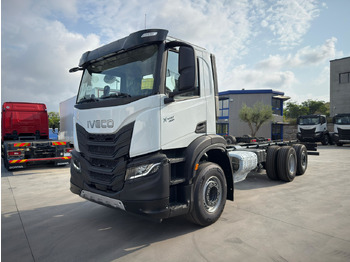 Грузовик-шасси IVECO X-WAY