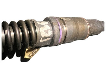 Топливный фильтр Volvo: фото 4 Топливный фильтр Volvo: фото 4