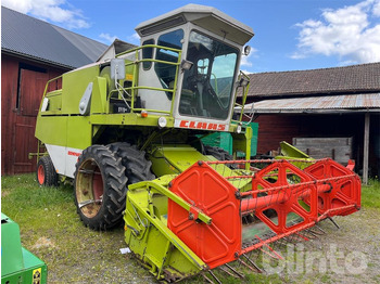Зерноуборочный комбайн CLAAS Dominator