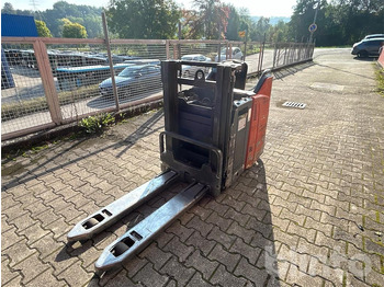Штабелер LINDE L12