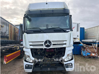 Тягач Mercedes-Benz Actros (2013): фото 3 Тягач Mercedes-Benz Actros (2013): фото 3