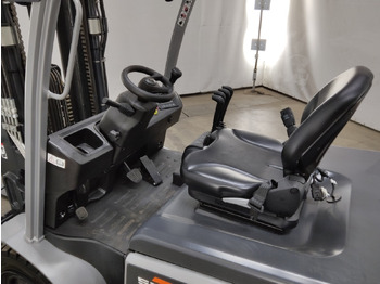 Электропогрузчик Still RCE35: фото 3 Электропогрузчик Still RCE35: фото 3