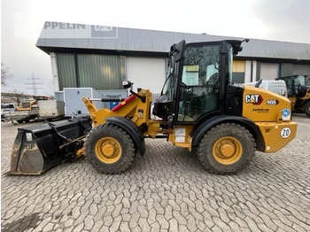 Колёсный погрузчик CATERPILLAR 906