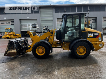 Колёсный погрузчик CATERPILLAR 906M