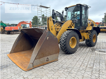Колёсный погрузчик CATERPILLAR 926M