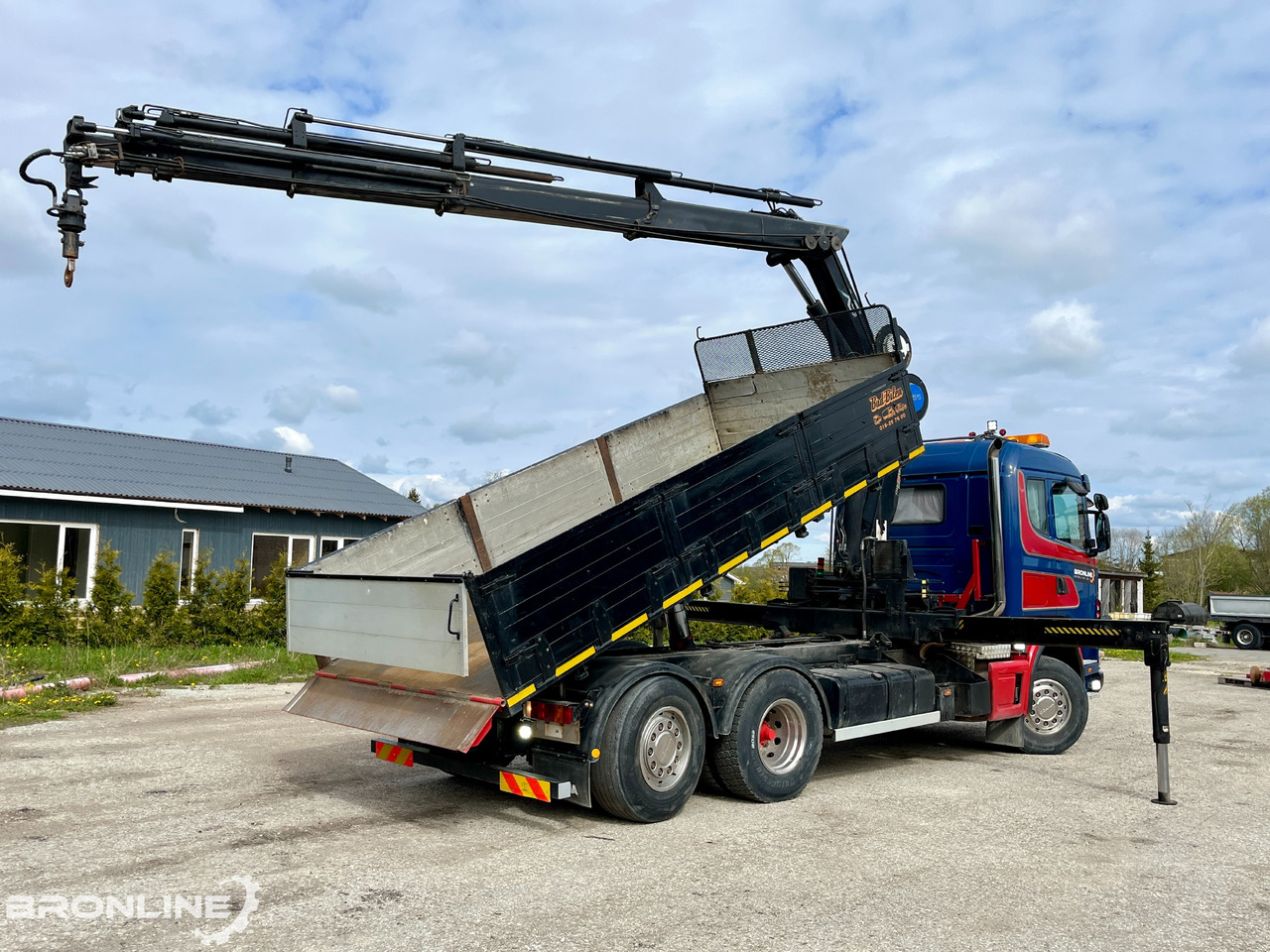 2002 SCANIA R114 6X2*4 Tipper+HIAB 166-e5 crane - Самосвал, Автоманипулятор: фото 5 2002 SCANIA R114 6X2*4 Tipper+HIAB 166-e5 crane - Самосвал, Автоманипулятор: фото 5