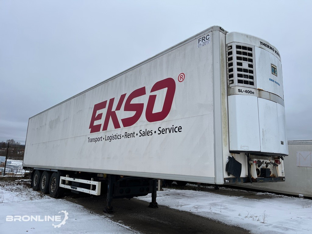 2003 KRONE SDR 27 Refrigerator semi trailer - Полуприцеп-рефрижератор: фото 2 2003 KRONE SDR 27 Refrigerator semi trailer - Полуприцеп-рефрижератор: фото 2