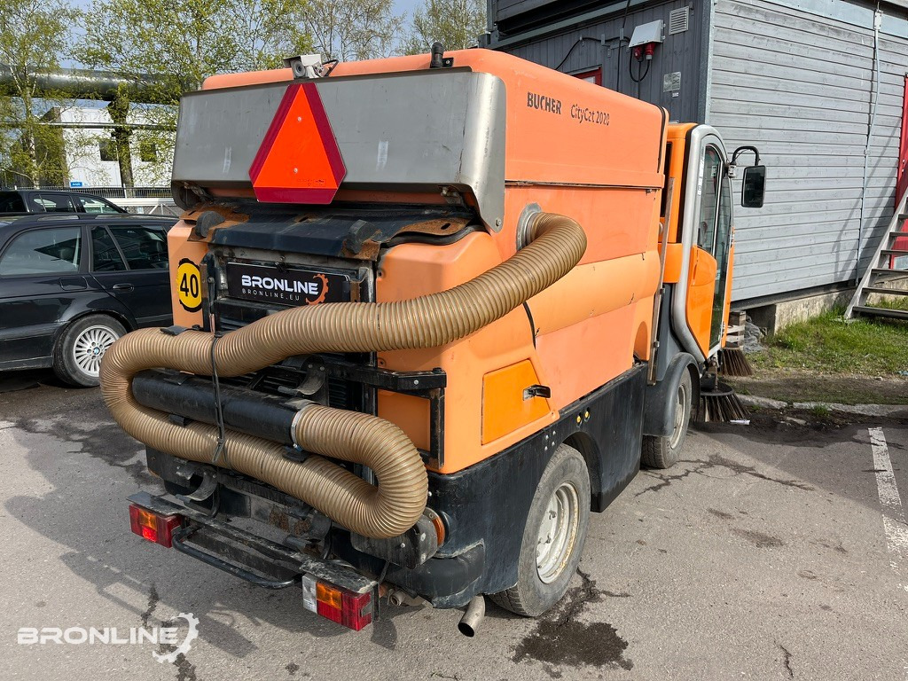 2008 BUCHER CITYCAT 2020 Road sweeper - Подметально-уборочная машина: фото 3 2008 BUCHER CITYCAT 2020 Road sweeper - Подметально-уборочная машина: фото 3