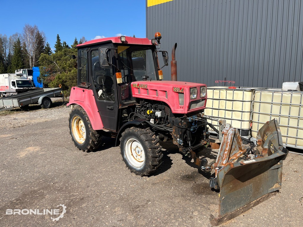 2016 Belarus 320.4 Tractor + Snow plow - Трактор, Отвал для снега: фото 2 2016 Belarus 320.4 Tractor + Snow plow - Трактор, Отвал для снега: фото 2