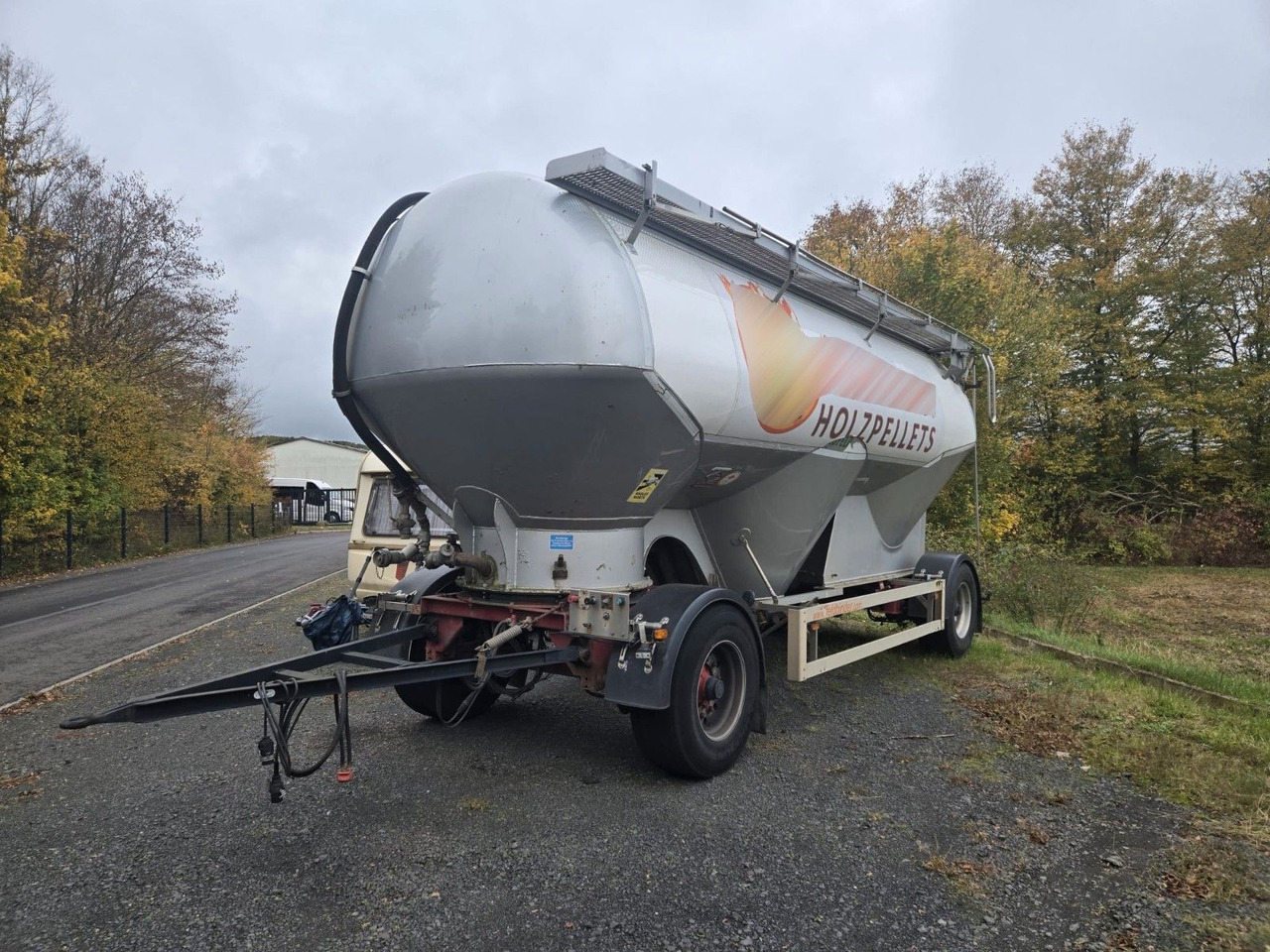 Feldbinder Heut 31.2 Silo 31m³ 3 Kammern - Полуприцеп цистерна для сыпучих грузов: фото 2 Feldbinder Heut 31.2 Silo 31m³ 3 Kammern - Полуприцеп цистерна для сыпучих грузов: фото 2