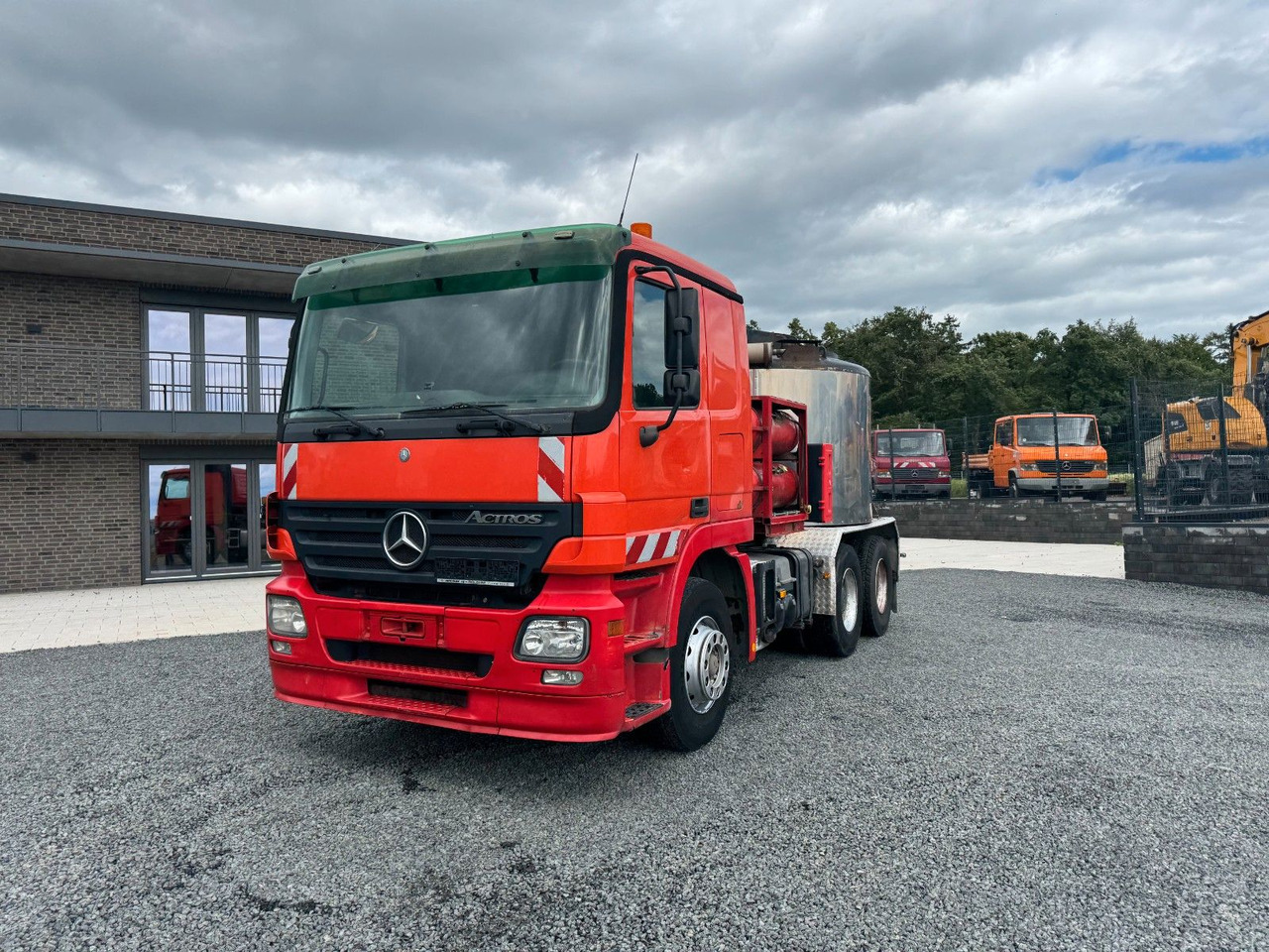 Mercedes-Benz Actros 2641 LS 6x4 Asphaltkocher 6x4 - Грузовик: фото 3 Mercedes-Benz Actros 2641 LS 6x4 Asphaltkocher 6x4 - Грузовик: фото 3