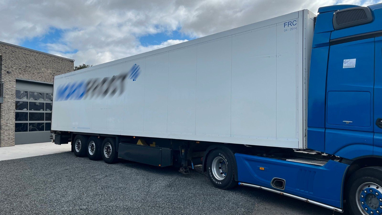 Schmitz Cargobull SKO 24 Kühlkoffer SAF Carrier Faltwand - Полуприцеп-рефрижератор: фото 5 Schmitz Cargobull SKO 24 Kühlkoffer SAF Carrier Faltwand - Полуприцеп-рефрижератор: фото 5