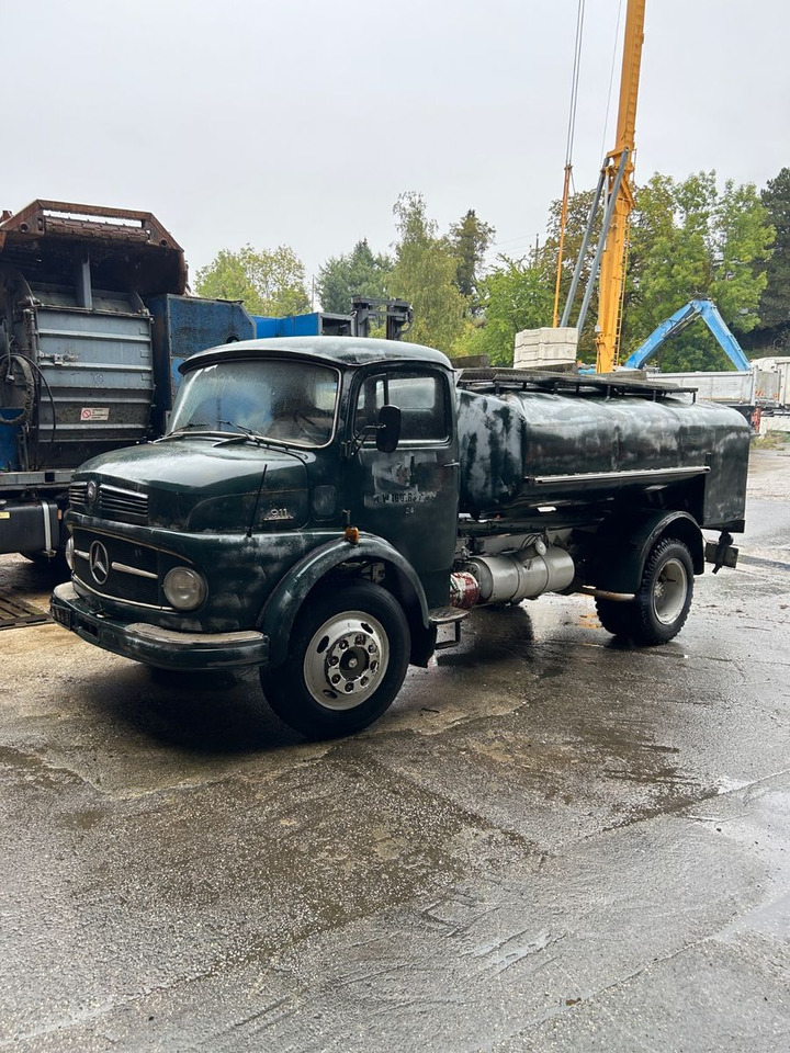 Mercedes-Benz L 911 4x2 Baujahr 1966 - Грузовик-шасси: фото 2 Mercedes-Benz L 911 4x2 Baujahr 1966 - Грузовик-шасси: фото 2