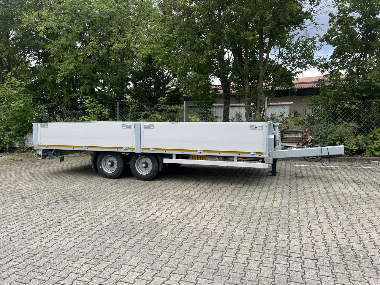 Möslein THT 11- G 7,2 Tandem- Pritschenanhänger- Tieflader - Прицеп бортовой/ Платформа: фото 2 Möslein THT 11- G 7,2 Tandem- Pritschenanhänger- Tieflader - Прицеп бортовой/ Платформа: фото 2
