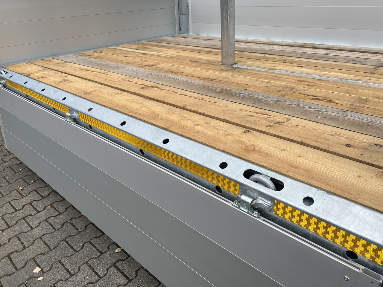 Новый Прицеп бортовой/ Платформа Möslein THT 14,4 G 6,2  14,4 t GG Tandem- Pritschenanhänger- Tieflader: фото 10