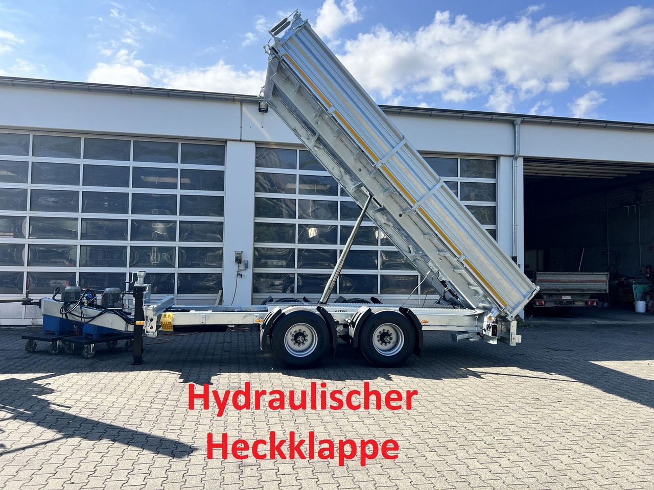 Möslein neuer 19 t Tandemkipper- Tieflader hydraulische - Самосвальный прицеп: фото 1 Möslein neuer 19 t Tandemkipper- Tieflader hydraulische - Самосвальный прицеп: фото 1