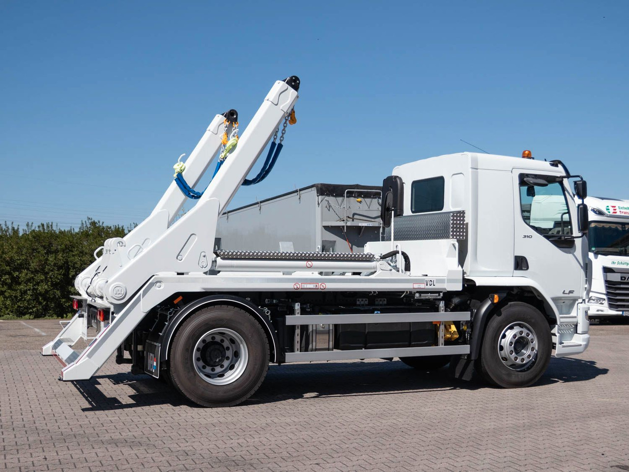 Самосвал DAF FA LF 310 19t Absetzkipper VDL: фото 8