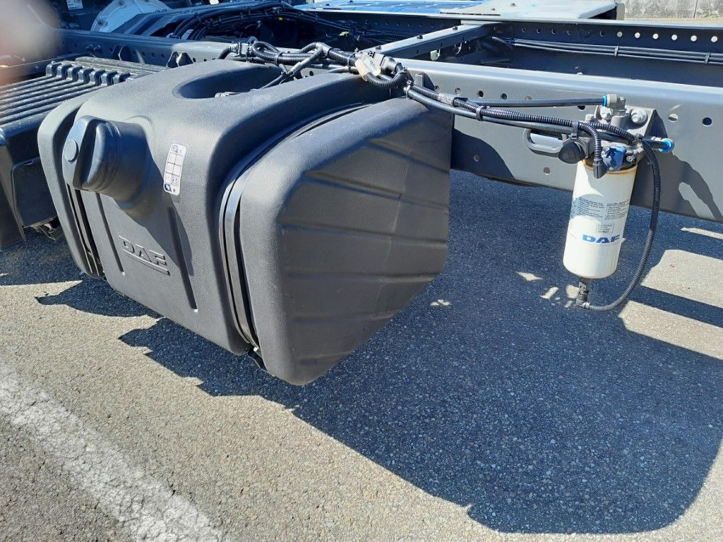 Грузовик-шасси DAF FA XB 260 12t reparierter Wasserschaden: фото 9