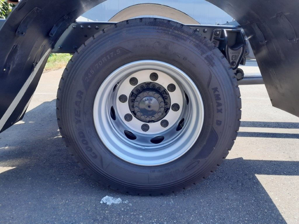 Грузовик-шасси DAF FA XB 260 12t reparierter Wasserschaden: фото 6