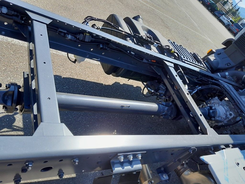 Грузовик-шасси DAF FA XB 260 12t reparierter Wasserschaden: фото 8