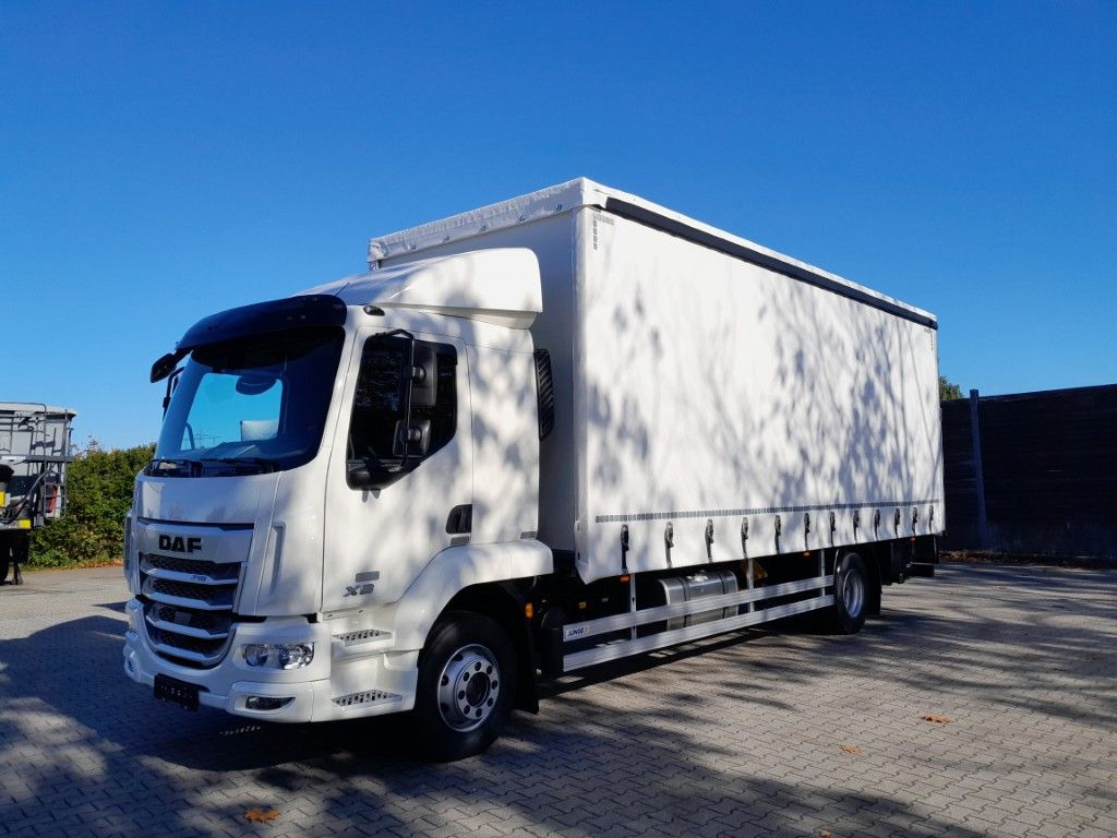 DAF FA XB 290 16t Junge Curtainside Bär LBW - Тентованный грузовик: фото 1 DAF FA XB 290 16t Junge Curtainside Bär LBW - Тентованный грузовик: фото 1