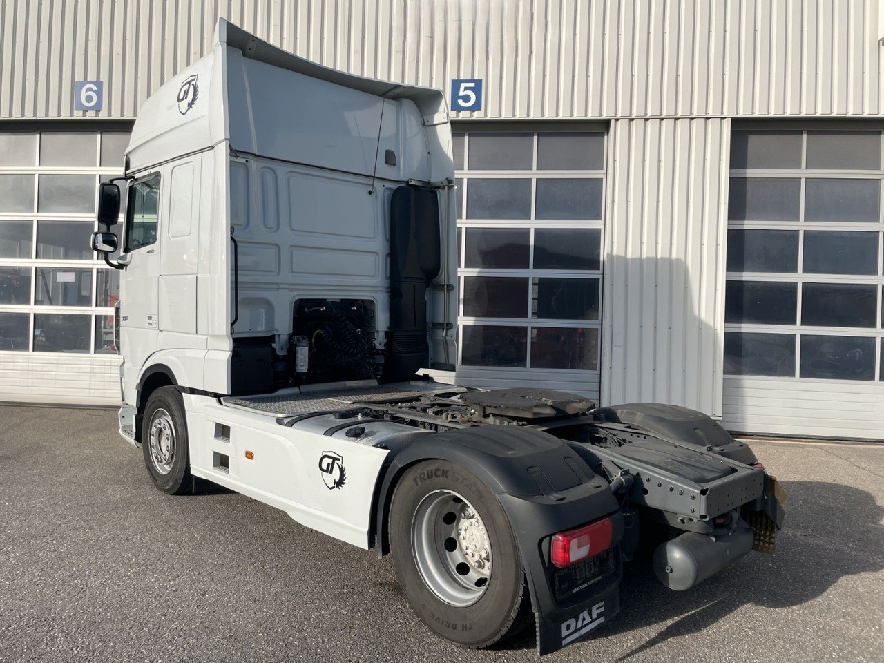 DAF FT XF480 SSC, 2x Tank, Standklima, Lampenbügel - Тягач: фото 4 DAF FT XF480 SSC, 2x Tank, Standklima, Lampenbügel - Тягач: фото 4