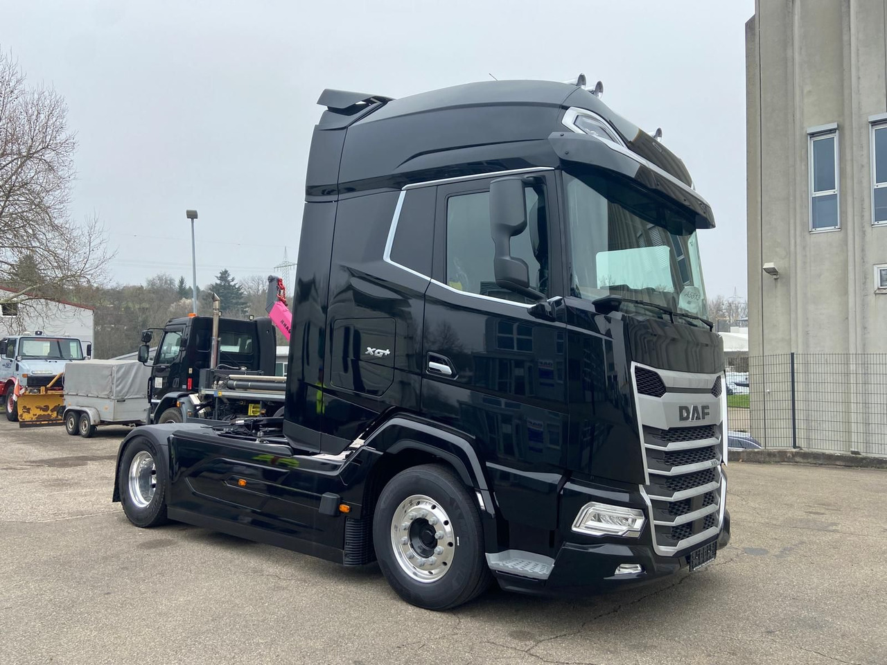 DAF XG+ 530 FT Edition Black DAF XG 530 FT Edition Black - Тягач: фото 4 DAF XG+ 530 FT Edition Black DAF XG 530 FT Edition Black - Тягач: фото 4