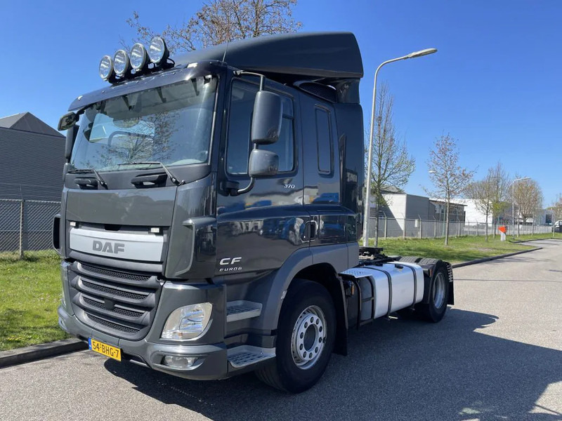 DAF CF 370 2016 only 562.000 km - Тягач: фото 2 DAF CF 370 2016 only 562.000 km - Тягач: фото 2