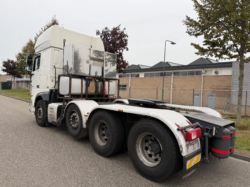DAF XF 530 FTM 8X4 handgeschakeld 8-2018 retarder - Тягач: фото 5 DAF XF 530 FTM 8X4 handgeschakeld 8-2018 retarder - Тягач: фото 5