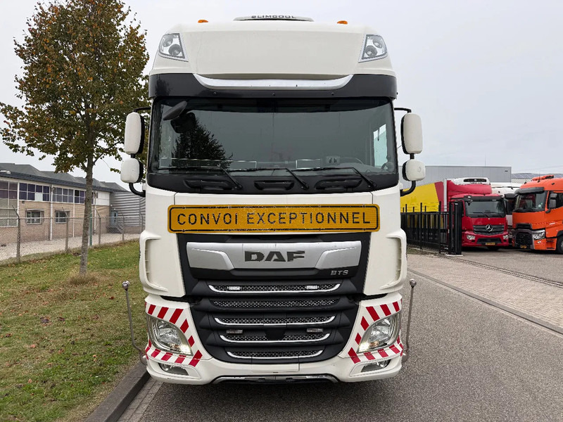 DAF XF 530 FTM 8X4 handgeschakeld 8-2018 retarder - Тягач: фото 3 DAF XF 530 FTM 8X4 handgeschakeld 8-2018 retarder - Тягач: фото 3