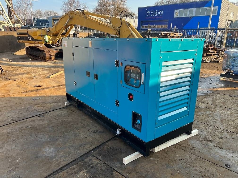 Ricardo 100KVA (80KW) SILENT GENERATOR 3 PHASE 50HZ 400V - Электрогенератор: фото 2 Ricardo 100KVA (80KW) SILENT GENERATOR 3 PHASE 50HZ 400V - Электрогенератор: фото 2