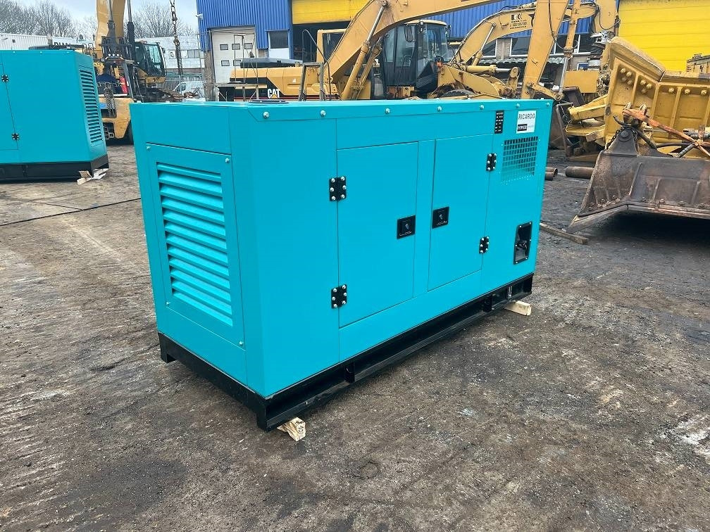 Ricardo 50KVA 40KW SILENT GENERATOR 3 PHASE 50HZ 400V NEW - Электрогенератор: фото 4 Ricardo 50KVA 40KW SILENT GENERATOR 3 PHASE 50HZ 400V NEW - Электрогенератор: фото 4