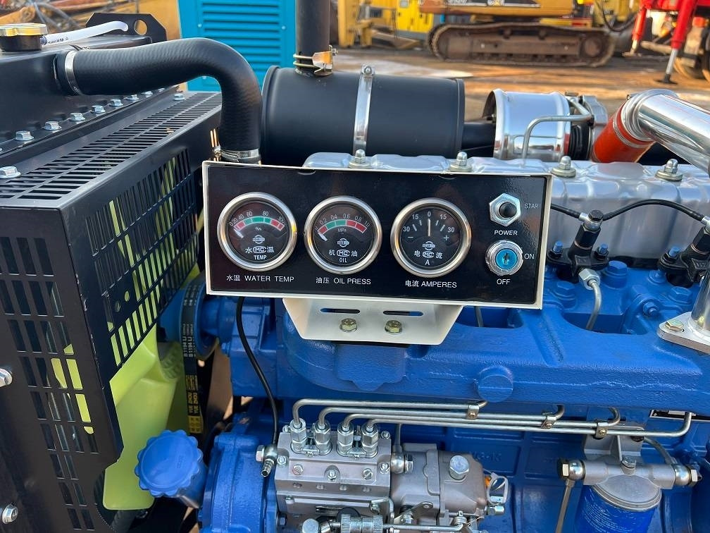 Ricardo 50kva (40kw) generator 3 phase 50hz 400v unused - Электрогенератор: фото 3 Ricardo 50kva (40kw) generator 3 phase 50hz 400v unused - Электрогенератор: фото 3